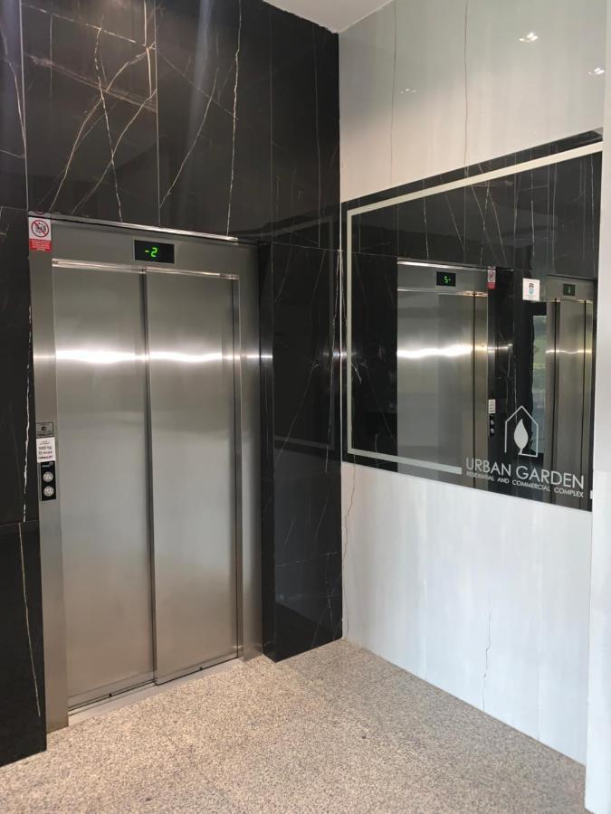 Pink Modern Apartment سكوبجي المظهر الخارجي الصورة
