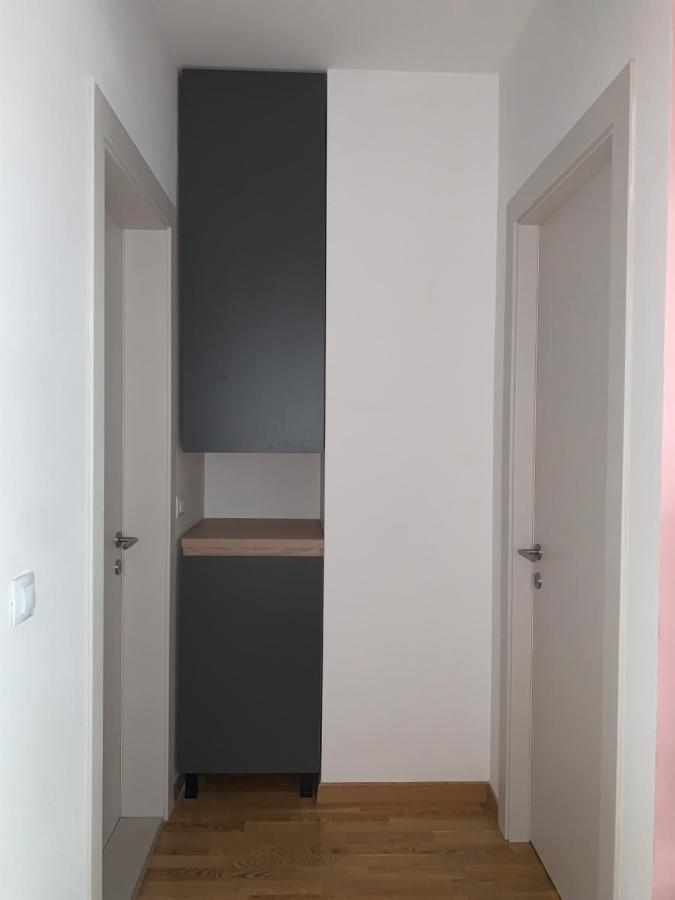 Pink Modern Apartment سكوبجي المظهر الخارجي الصورة
