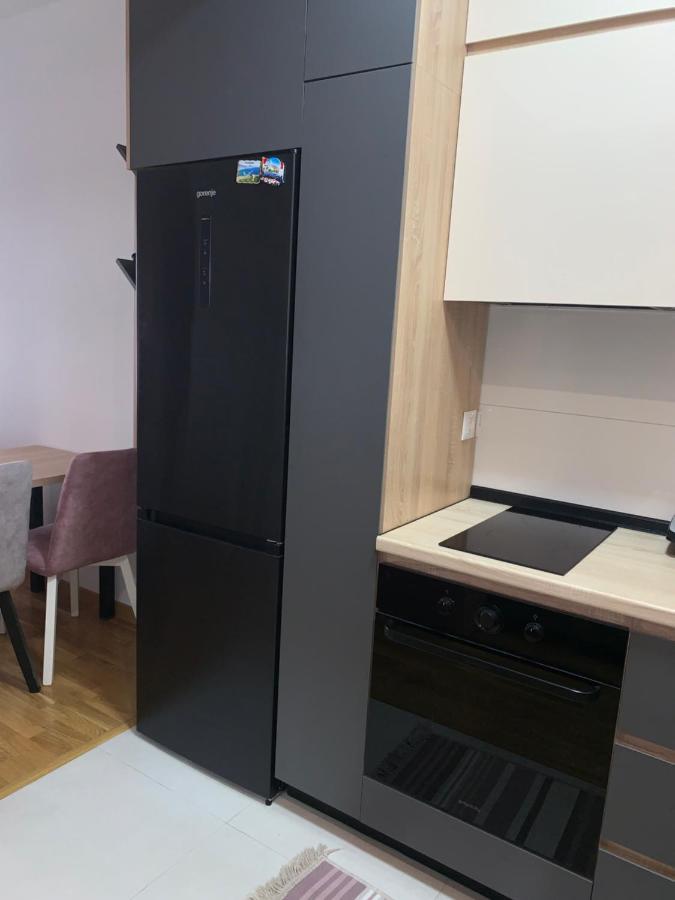 Pink Modern Apartment سكوبجي المظهر الخارجي الصورة