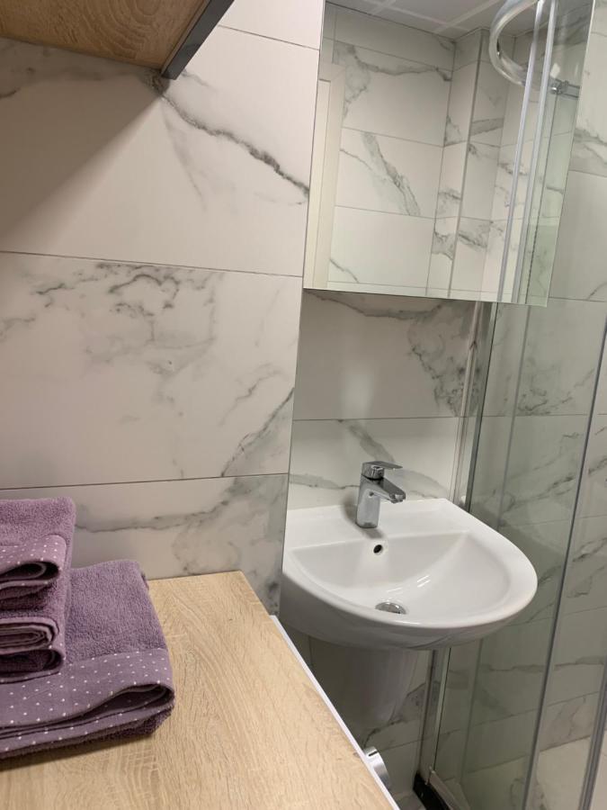 Pink Modern Apartment سكوبجي المظهر الخارجي الصورة