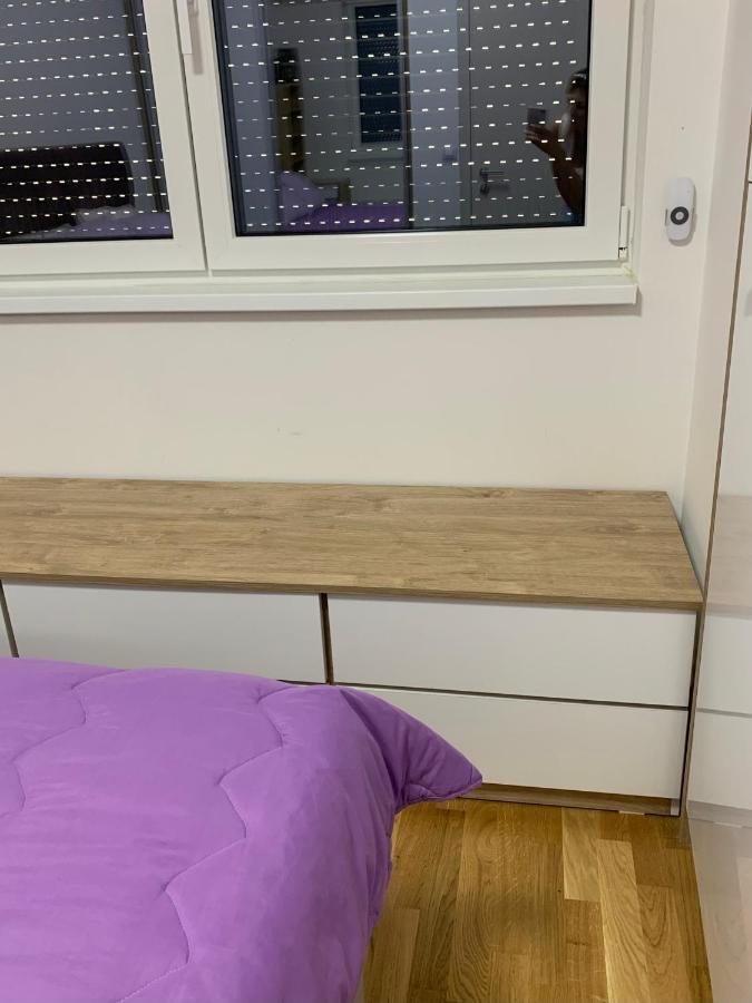Pink Modern Apartment سكوبجي المظهر الخارجي الصورة